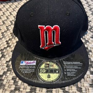 Black New Era MLB Minnesota Twins Baseball Cap - Size 8